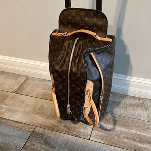 Louis Vuitton Eole50 Rolling Duffle Monogram Tote
